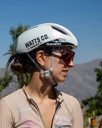 Gracias a todos por acompañarnos en el pasado #SábadoSagrado 🤘🏼 Segumos  disfrutando de las épicas rutas que tenemos tan cerca 🤩 Gracias a todos  por su apoyo @specialized_chi @redbullcl @oakley_chile @thelabstorecl  @sram_cl @