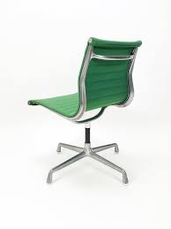Van der rohe bercelona chair Eames Aluminum Group Management Chair 84 1 2