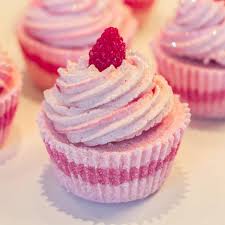 Was gibt es besseres als gelegentlich ein warmes und entspanntes bad zu nehmen? Vegane Cupcake Badebomben Selber Machen Der Schachtel Shop