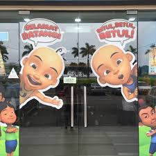 It all begins when upin, ipin, and their friends stumble upon a mystical kris that leads them straight into the kingdom. Photos At Kedai Makan Upin Ipin Now Closed Johor Bahru Johor