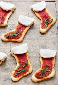 Recette Mini Pizza Bottes De Noel En Video Recette Recette Repas Noel Idee Recette Noel Apero Dinatoire Noel