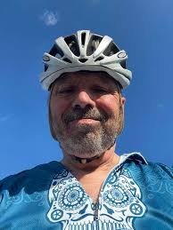 Which is better, Map My Ride or Strava for cycling?