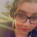 Tamara Munro's Instagram, Twitter & Facebook