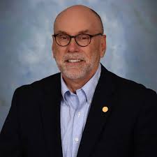 Brian Pahl's Instagram, Twitter & Facebook