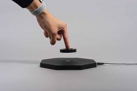 Watch how to pull cards out of thin air in action. Crealev We Make It Float