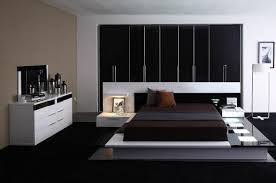 Want to take that low slung modern bedroom you love in a lacquered finish and give it a nice wood. Modrest Impera Contemporary Lacquer Platform Bed Lamod Collection Collections
