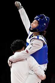 The object of the game is to manoeuvre the ball in such a way that the opponent is not able to p. Zszba6jea7cssm