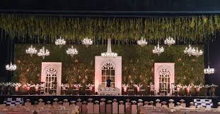 Bukit moko bandung tempat wisata alam yang cocok bagi berjiwa petualang. Instatakeover By Velvet Events The Reception Of Falgun And Janki Perfectly C Wedding Background Decoration Reception Stage Decor Wedding Stage Decorations