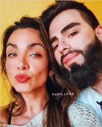 Fernanda Brown le robó la atención a Jordi Castell con un importante  anuncio