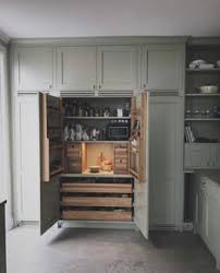 We love rugs in equal parts for their ability to liven up a room, and well, just the fact that they make things so darn cozy. Johanna Fransson Johannaafransson Profil Pinterest