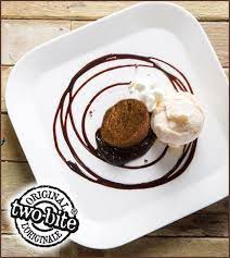 We put the betty crocker triple chocolate brownie mix in mini muffin tins when making a big batch to be able to gift to friends and neighbors! Pin On Cookies Brownies Sweets