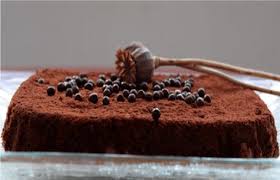 Le Pave Fondant Au Chocolat Des Incas Est Un Gateau Compose De Chocolat Noir Oeufs Poudre D Amandes Farine Fondant Au Chocolat Chocolat Recettes Sucrees
