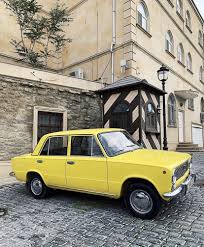 You Will See Lots Of Old Cars In Baku Solo Travel Old Cars Day Trip