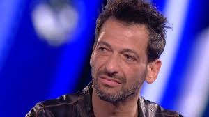 Nello scontro attorno a morandi le ragioni e i torti hanno la stessa puzza. Chi E Pago Eta Altezza Padre Serena Enardu Canzoni E Instagram