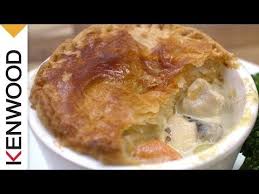 Recette De La Tourte Au Poulet Avec Le Robot Cuiseur Kcook Multi De Kenwood Youtube