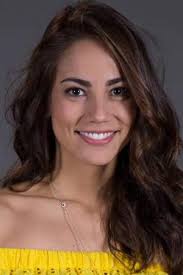 Rojo carmesí (2024)