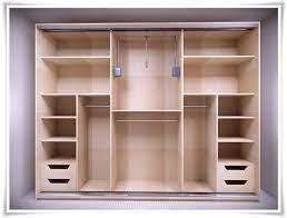 Yatak odası dolapları iç dizaynı küçük dolapları bile en iyi şekilde kullanabilmek adına oldukça önemlidir. Rezultat Poshuku Zobrazhen Za Zapitom Surgu Kapakli Gardiroplar Luks Gardirop Ic Tasarim Dolaplar