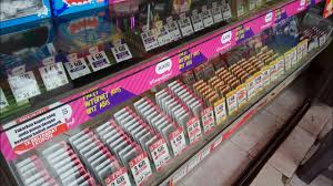 Tetapi rumah juga semakin bervariasi dalam bentuk dan memiliki style tersendiri. Download Desain Konter Minimalis Konsep Penataan Kartu Voucher Dalam Etalase Konter Mp3 Mp4 3gp Flv Download Lagu Mp3 Gratis