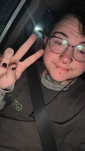 hey! im myles, 24, and in the CT