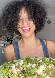 Marie Testa's Instagram, Twitter & Facebook