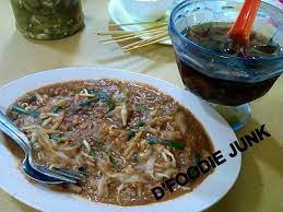 Why char kuey teow nowadays so little kerang already? Sham Char Kuey Teow 696 D Foodie Junk