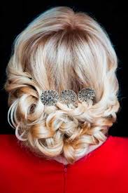 You can even match your hairstyle with your daughter. 42 Mother Of The Bride Hairstyle Latest Bride Hairstyle 2021 My Stylish Zoo