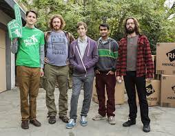 Silicon valley is an american sitcom that centers around six programmers who are living together and i need a new show to watch now that i've finished this one. Hbo S Silicon Valley The Gayest Straight Show On Tv The New Yorker