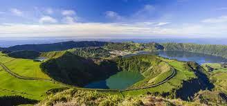 The azores, officially the autonomous region of the azores, is one of the two autonomous regions of portugal. Azoren Atlantisches Inselleben Mit Zeit Reisen Reiseprogramm Der Zeit
