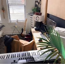7 Best Hip Hop Music Production Courses 2020 Home Music Rooms Music Studio Room Music Bedroom