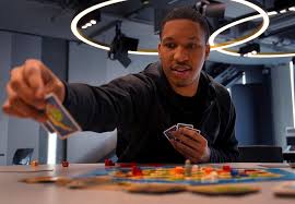 The other players may then play cards that are equal or superior to the card on top of the pile. 7 Board Games You Can Play Online With Friends While You Re Staying Inside