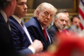 U.S.-Iran War Deal Stalled as Trump Says He's Not in a 'Hurry'
