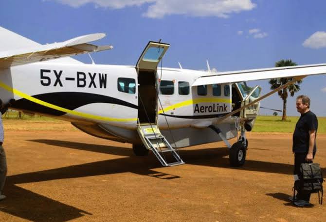 Domestic flight used on a luxury safari in Uganda