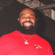 E Chris Young (@echrisyoung) • Instagram photos and videos