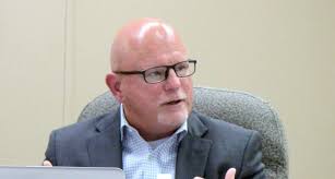 Ashwaubenon schools to end late starts