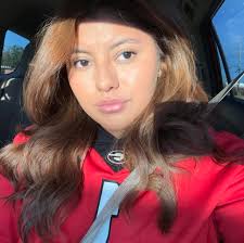 Does anyone have and pigeons?