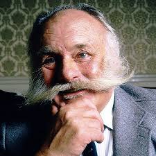 Derek Bond (1920-2006). British Actor  http://en.wikipedia.org/wiki/Derek_Bond http://www.imdb.com/name/nm0093921/  Lived...