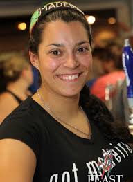 Women's participation in the Feast of the Blessed Sacrament in Madeira