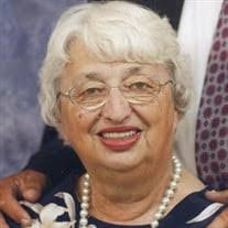 Dawn Scheller's Instagram, Twitter & Facebook