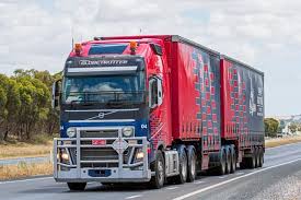 Craig Arthur Transport... love the turnout of this companies trucks.  #aussiebigrigs #aussietruck #aussiekenworth #aussiekenworths  #australiantrucking #australiantruckie #australiantruck #australiankenworth  #australiantrucks #truckinglife #truckie ...