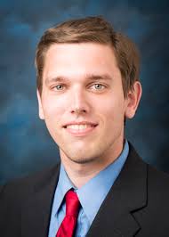 Raytheon Seeks Out Talent at Campus Recruiting Event