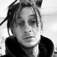 Stream Kaleb Wyatt music