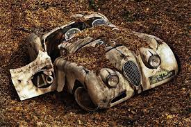 Imagine The Stories That Could Be Told Jaguarclassiccars With Images Abandoned Cars Car Rusty Cars