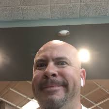 Stretch is important... hold each stretch for 2 minutes #lifetimefitness  #ltfemployee #stretching #iastm #massagetherapy #massagetherapist #muscle  #musclerecovery #sal #salgoldgallery #salcervantes