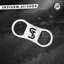 Sk Sturm Graz Erst War Er Das Trendteil Am Schulhof Nun Gehort Er In Jeden Haushalt Dieser Stylishe Weisse Fidget Spinner Mit St Logo Ist Nicht Nur Ein Gag Fur Jung Und Alt