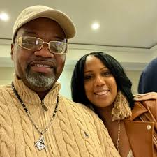 Happy Holidays ✨ Enjoy good food & family❤️If you need me 912.272.1149.  🛍️XI CLOTHING STORE🛍️ 📍3200 Skidaway Rd & 50th ⏳Open Wed-Fri 12-6 PM Sat  12-4PM 👩🏽‍💻Shop online XICLOTHING.ONLINE