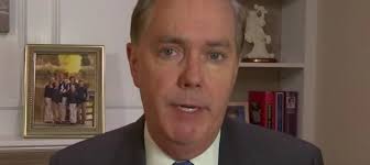 Debate Moderator Steve Scully Asks Trump Hater For Advice On Trump