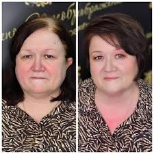 Woman gets a pixie haircut at 69