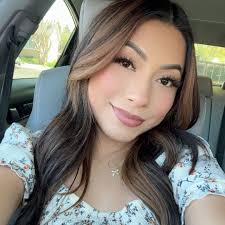 Top 60 Christian Fashion TikTok Influencers in 2026