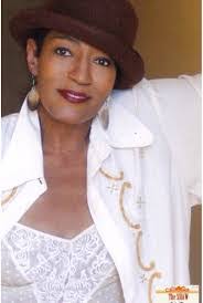 Paula Kelley's Instagram, Twitter & Facebook