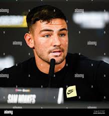 Undercard hi-res stock photography and images